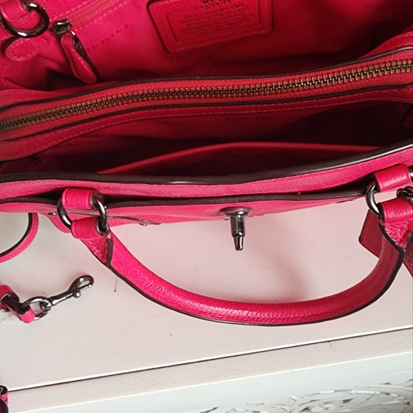 Coach Pink Mercer 24 Leather Handbag NWOT - Picture 6 of 8